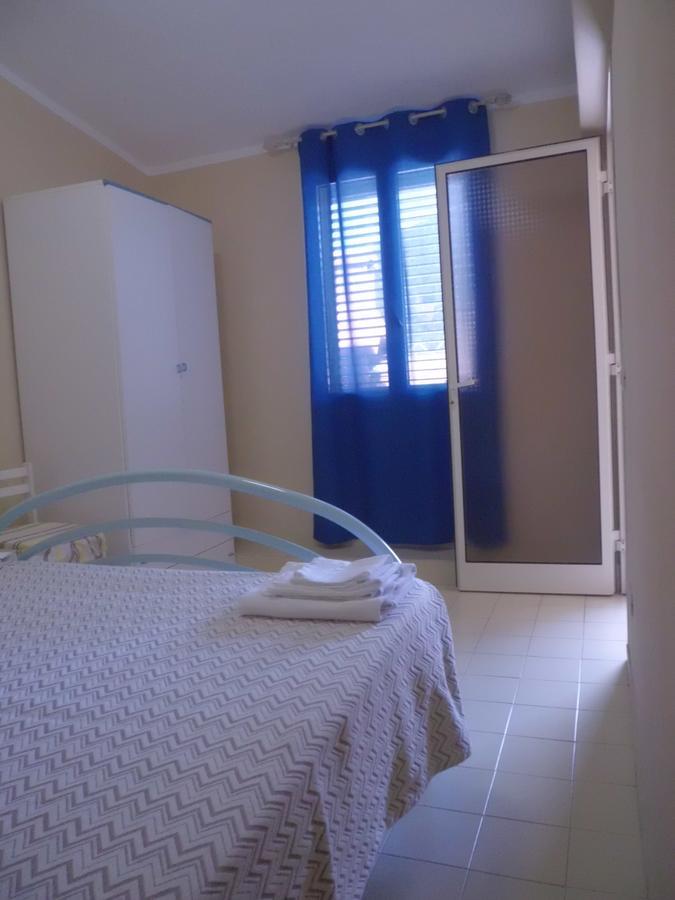 Appartamenti Teulada Di Laura Room photo